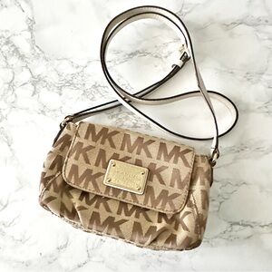 44. Michael Kors Signature Jacquard Mini Envelope Crossbody Bag White Strap